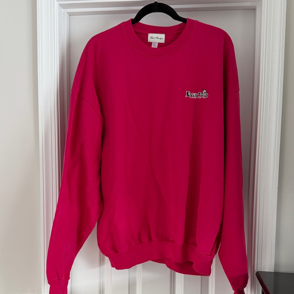 Hazels Evil Twin Pink Crewneck Sweatshirt 
Hazel Boutique Jersey Shore